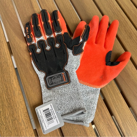 ERGODYNE Impact Reducing Gloves - Picture 2 of 6